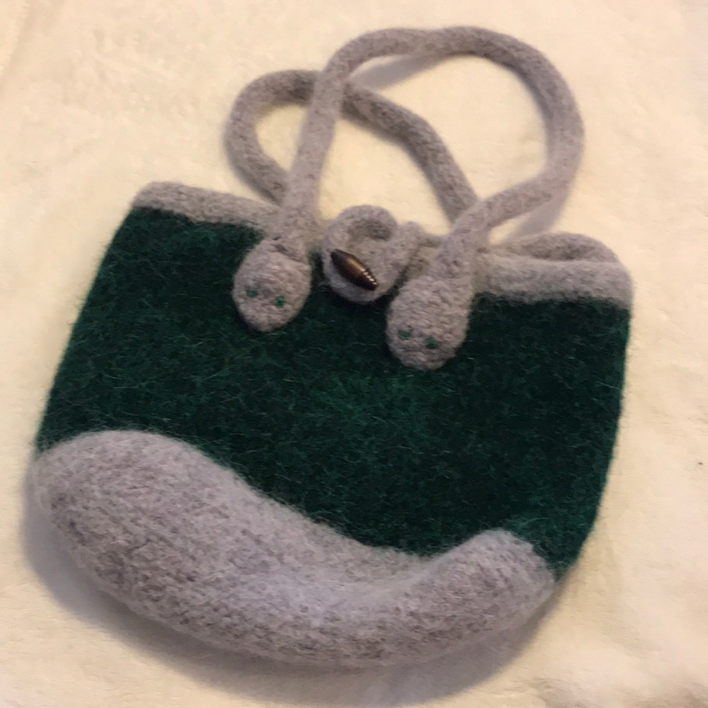 Custom made Slytherin Felted handbag!!